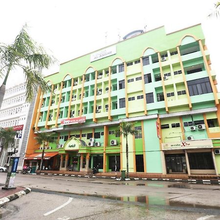 Oyo 89489 Al Ansar Hotel Kota Bharu Exterior foto