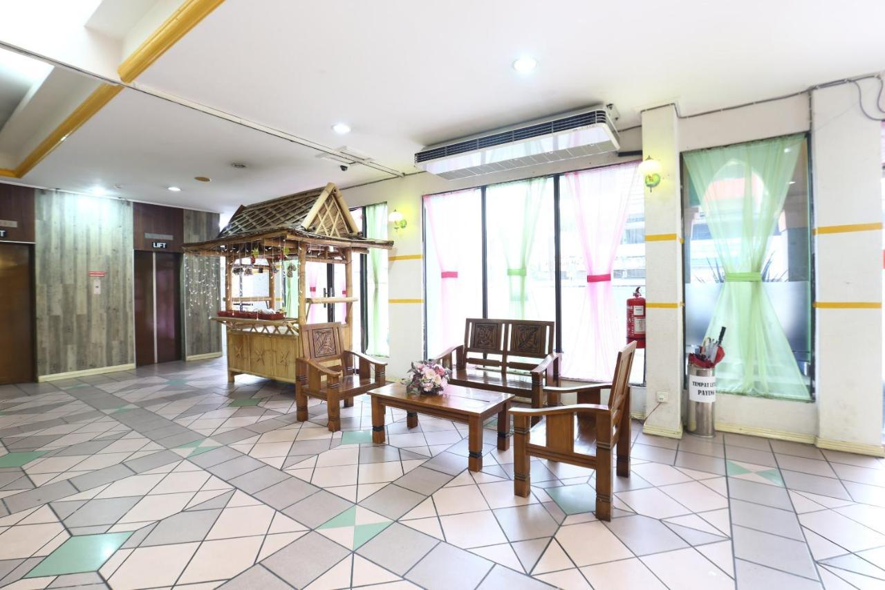 Oyo 89489 Al Ansar Hotel Kota Bharu Exterior foto